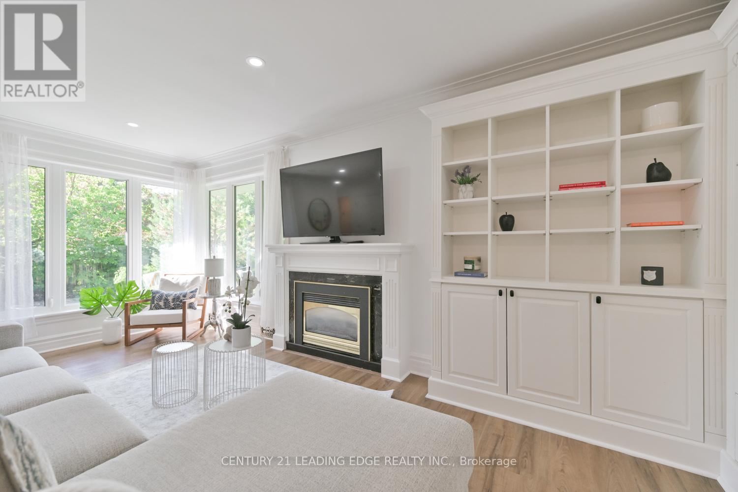 1 Romney Road, Toronto, Ontario  M9A 4E9 - Photo 13 - W12511492