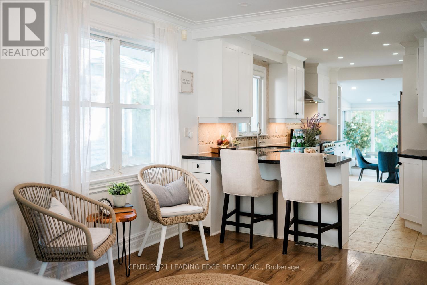 1 Romney Road, Toronto, Ontario  M9A 4E9 - Photo 17 - W12511492