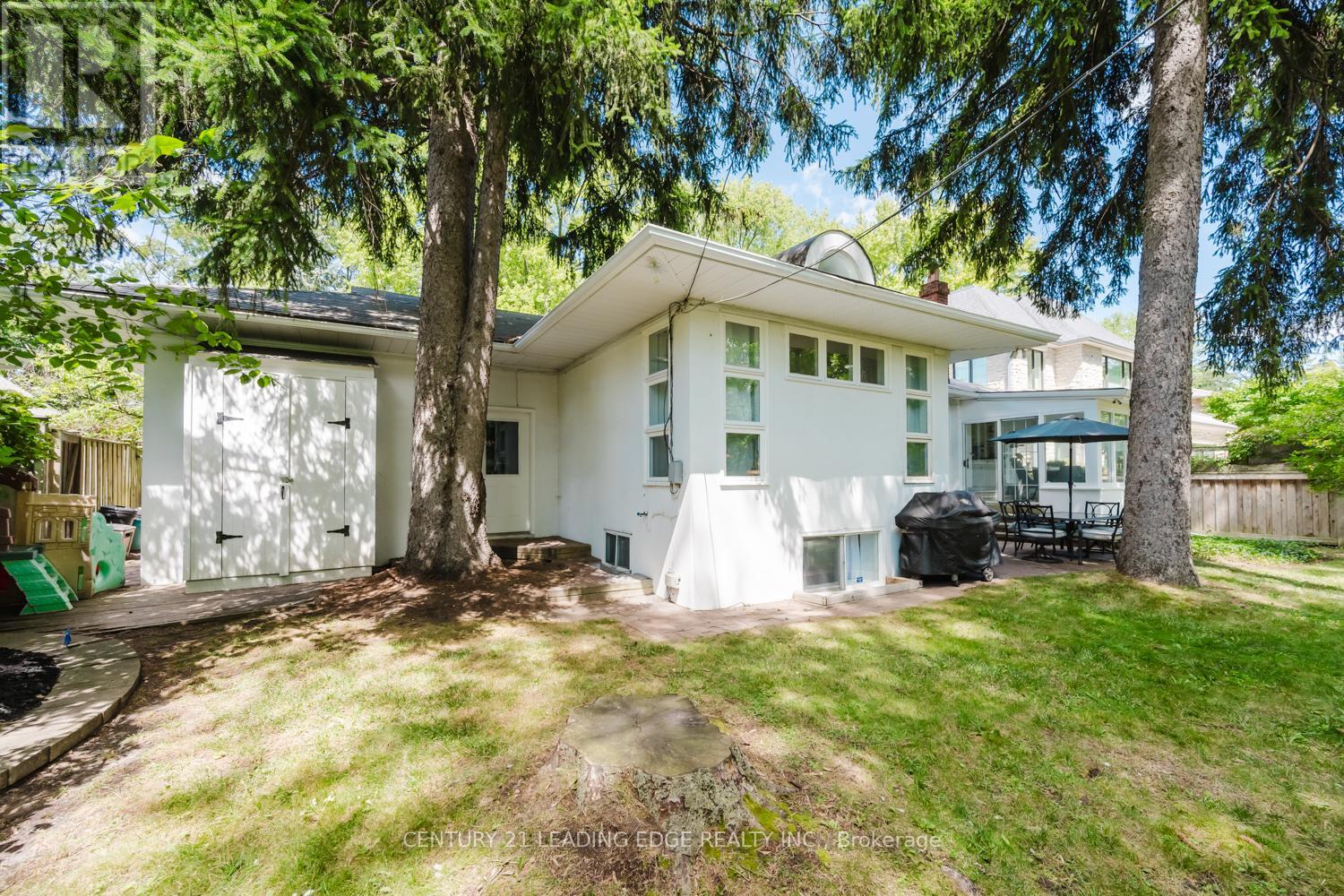 1 Romney Road, Toronto, Ontario  M9A 4E9 - Photo 42 - W12511492