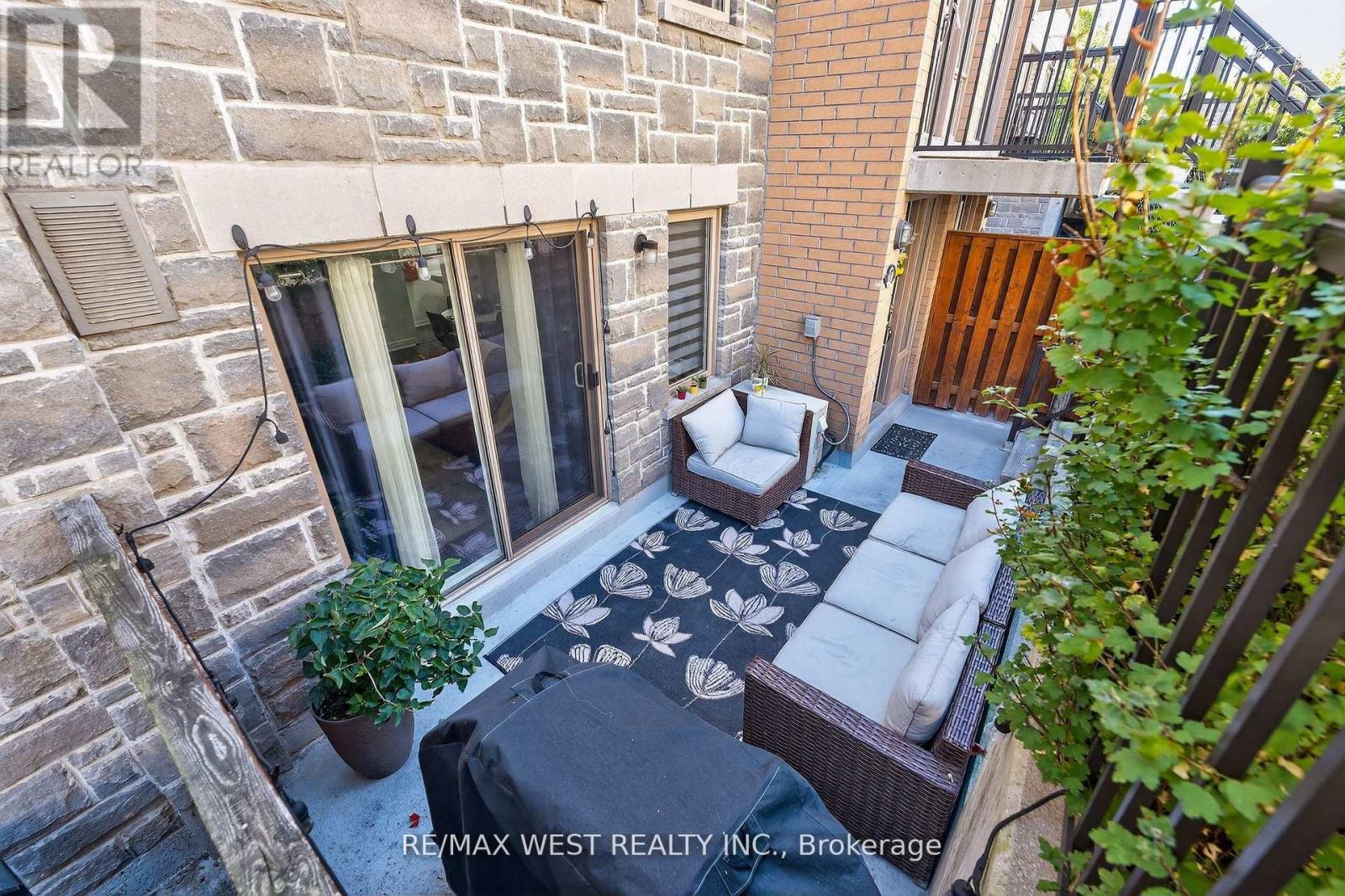 117 - 14 Foundry Avenue, Toronto, Ontario  M6H 0A8 - Photo 11 - W12511530