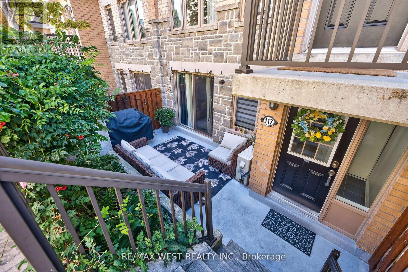 117 - 14 Foundry Avenue, Toronto, Ontario  M6H 0A8 - Photo 3 - W12511530