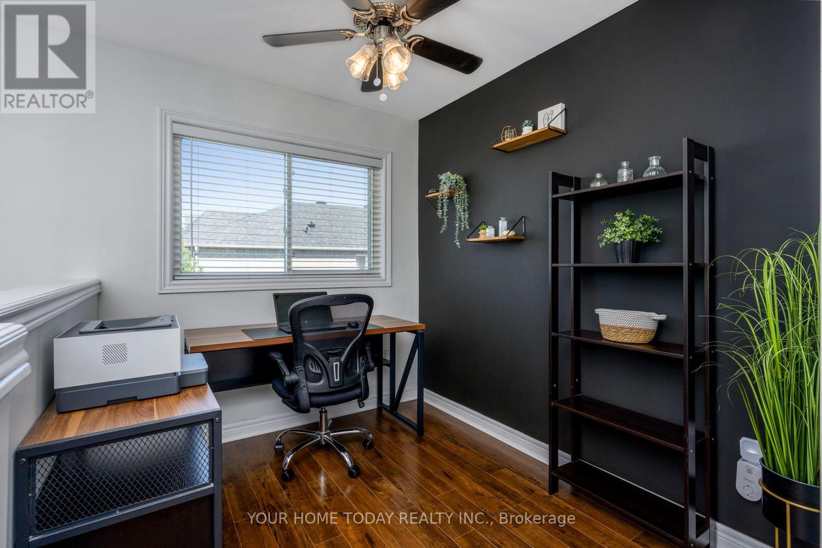 91 Mowat Crescent, Halton Hills, Ontario L7G 6C8 - Photo 16 - W12511572