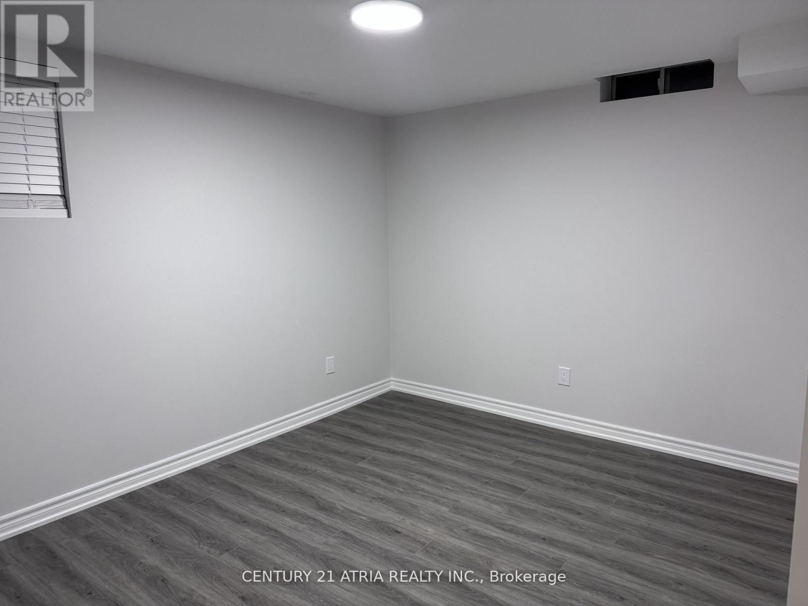 Basement - 864 Cardington Street, Mississauga, Ontario L5V 1Z7 - Photo 8 - W12511584