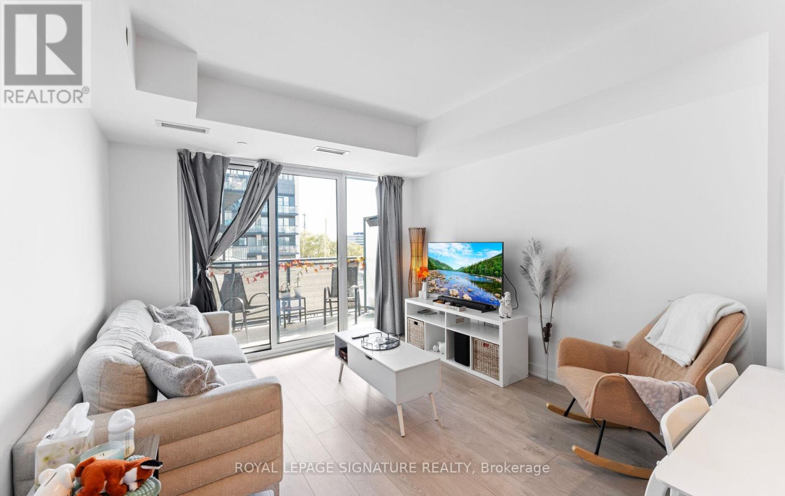 408 - 36 Zorra Street, Toronto, Ontario  M8Z 4Z7 - Photo 10 - W12511594