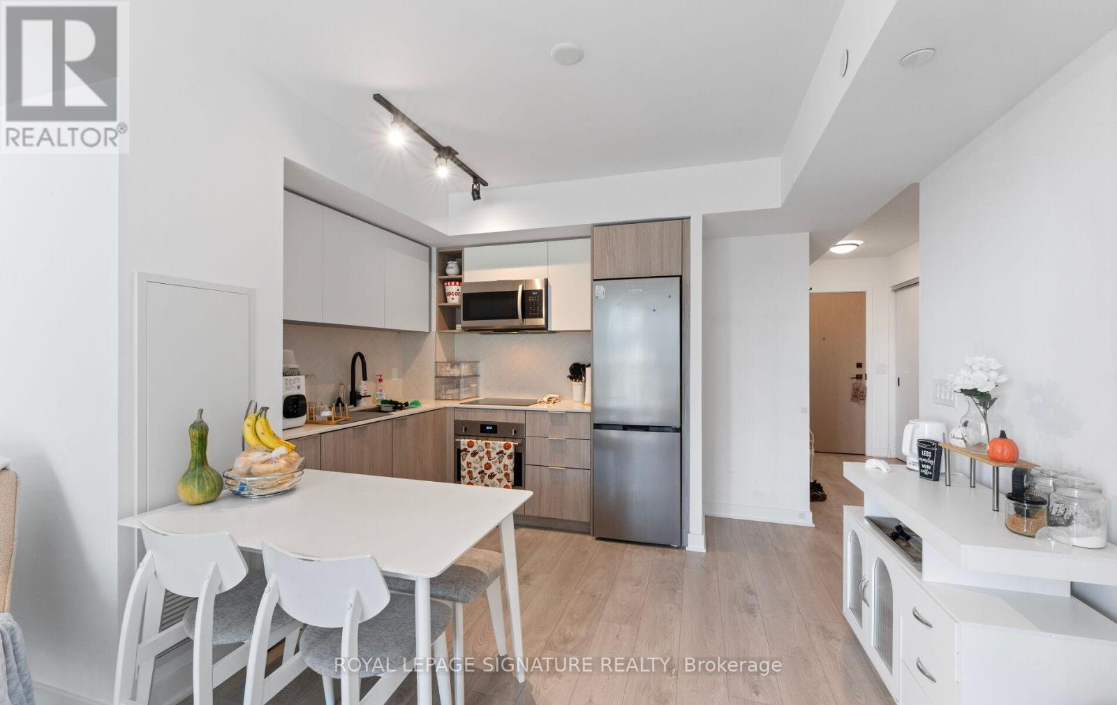 408 - 36 Zorra Street, Toronto, Ontario  M8Z 4Z7 - Photo 14 - W12511594