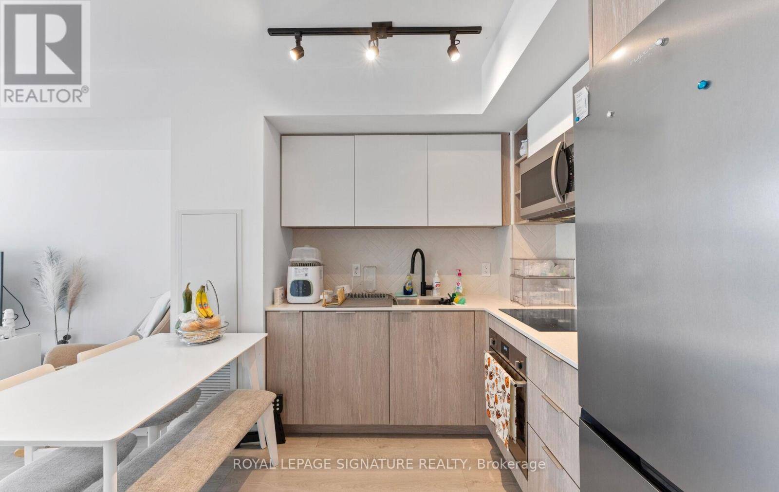 408 - 36 Zorra Street, Toronto, Ontario  M8Z 4Z7 - Photo 19 - W12511594