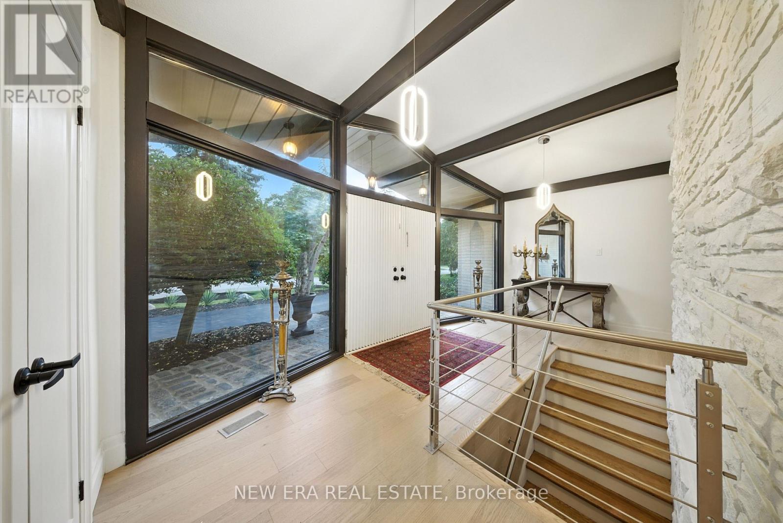 625 Sir Richard's Road, Mississauga, Ontario  L5C 1A3 - Photo 19 - W12511606