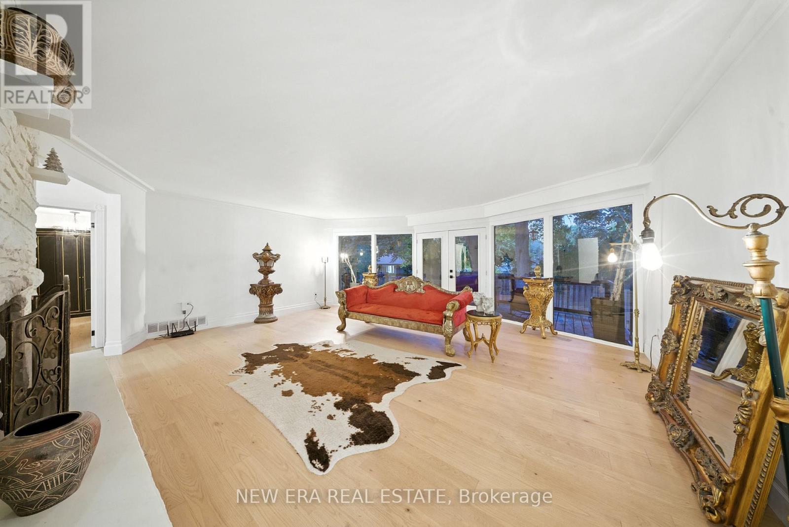 625 Sir Richard's Road, Mississauga, Ontario  L5C 1A3 - Photo 21 - W12511606