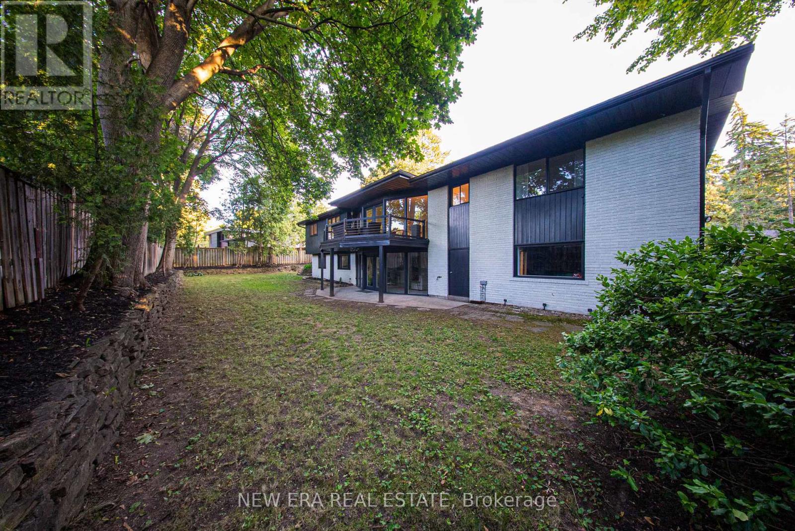 625 Sir Richard's Road, Mississauga, Ontario  L5C 1A3 - Photo 41 - W12511606