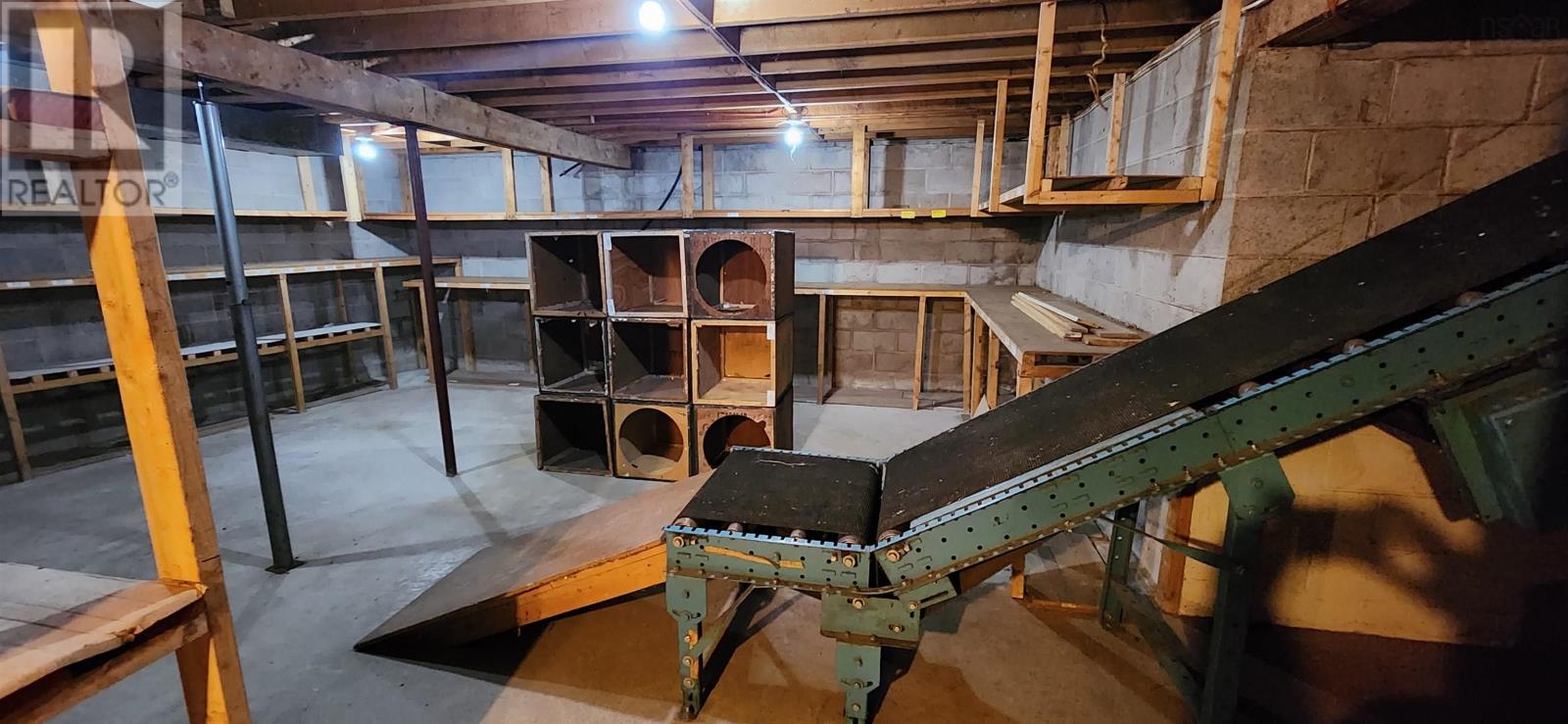 9027/9029 Commercial Street, New Minas, Nova Scotia  B4N 3E6 - Photo 23 - 202510397