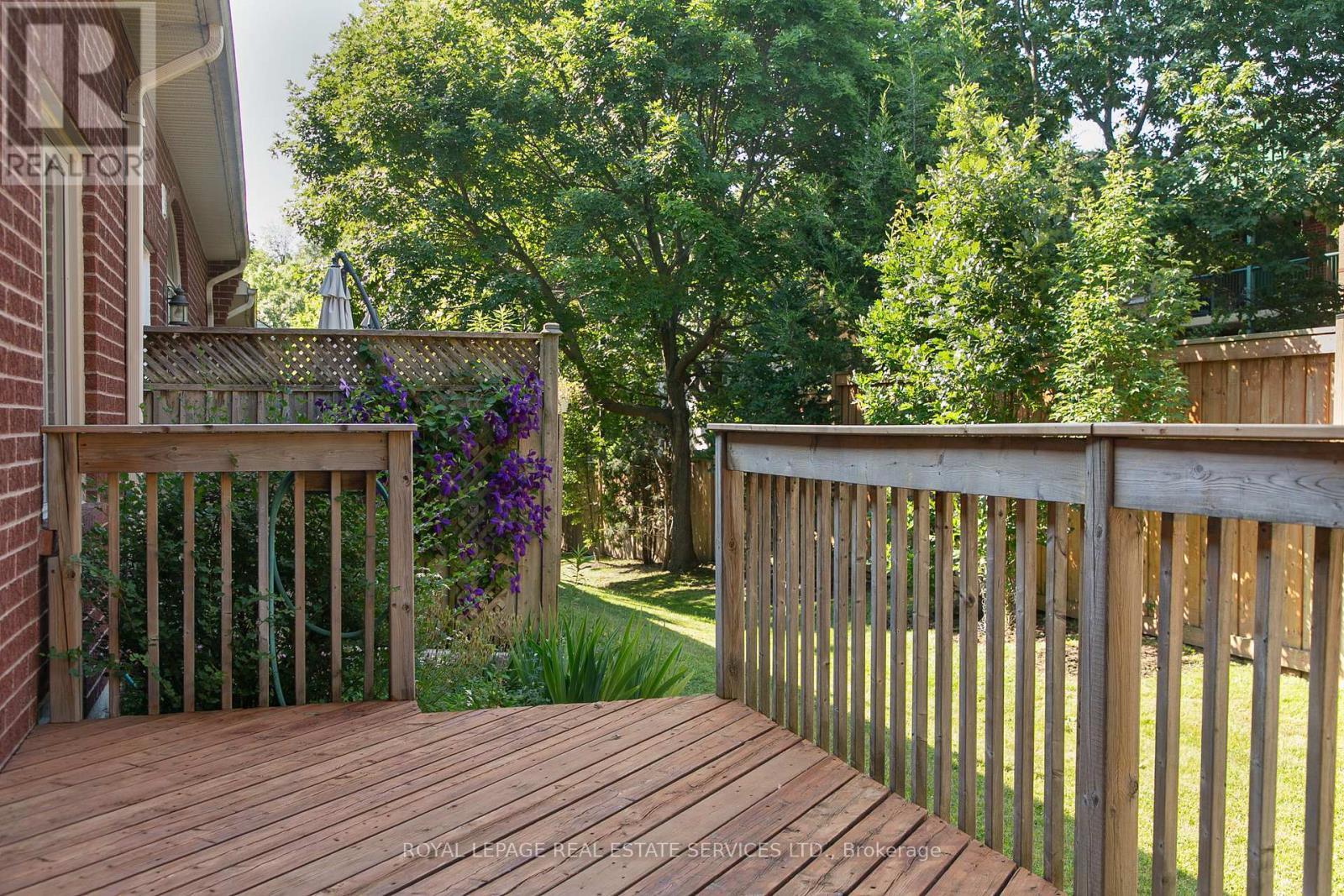 21 - 1010 Cristina Court, Mississauga, Ontario  L5J 4T7 - Photo 31 - W12511614