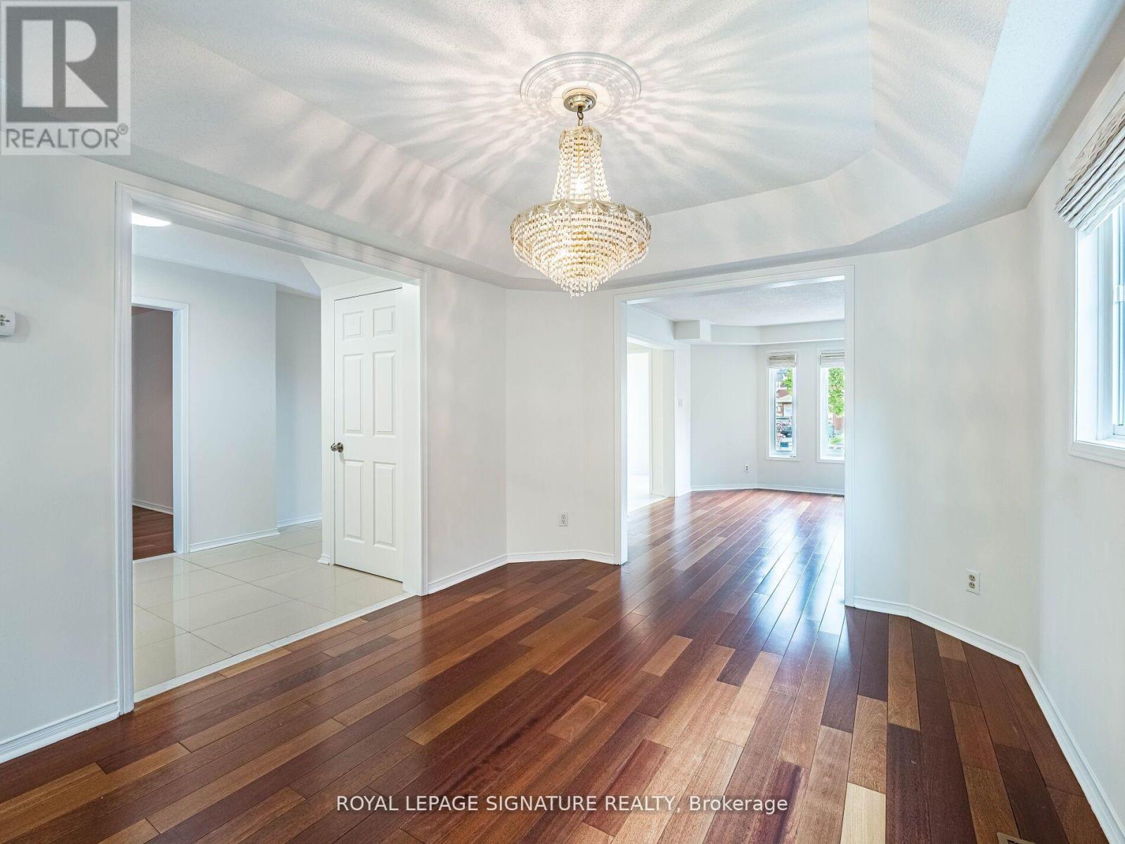 86 Valonia Drive, Brampton, Ontario L6V 4K1 - Photo 11 - W12511632