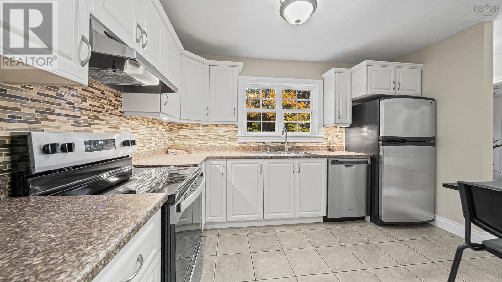 15 Birchwood Terrace, Dartmouth, Nova Scotia  B3A 3W2 - Photo 7 - 202527242