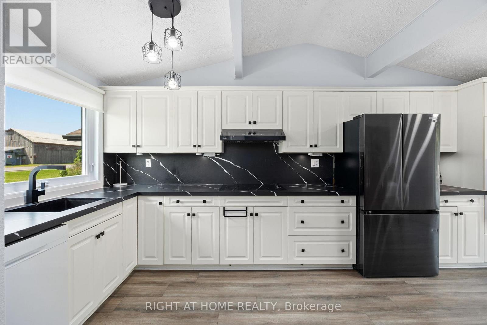 4670 County Road 1 Road, Prince Edward County, Ontario  K0K 1T0 - Photo 22 - X12511336