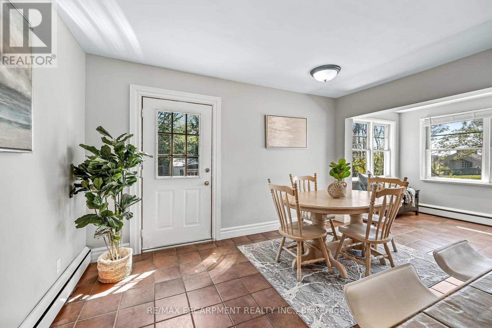 22 Tolhurst Avenue, Brant, Ontario  N0E 1N0 - Photo 19 - X12511396