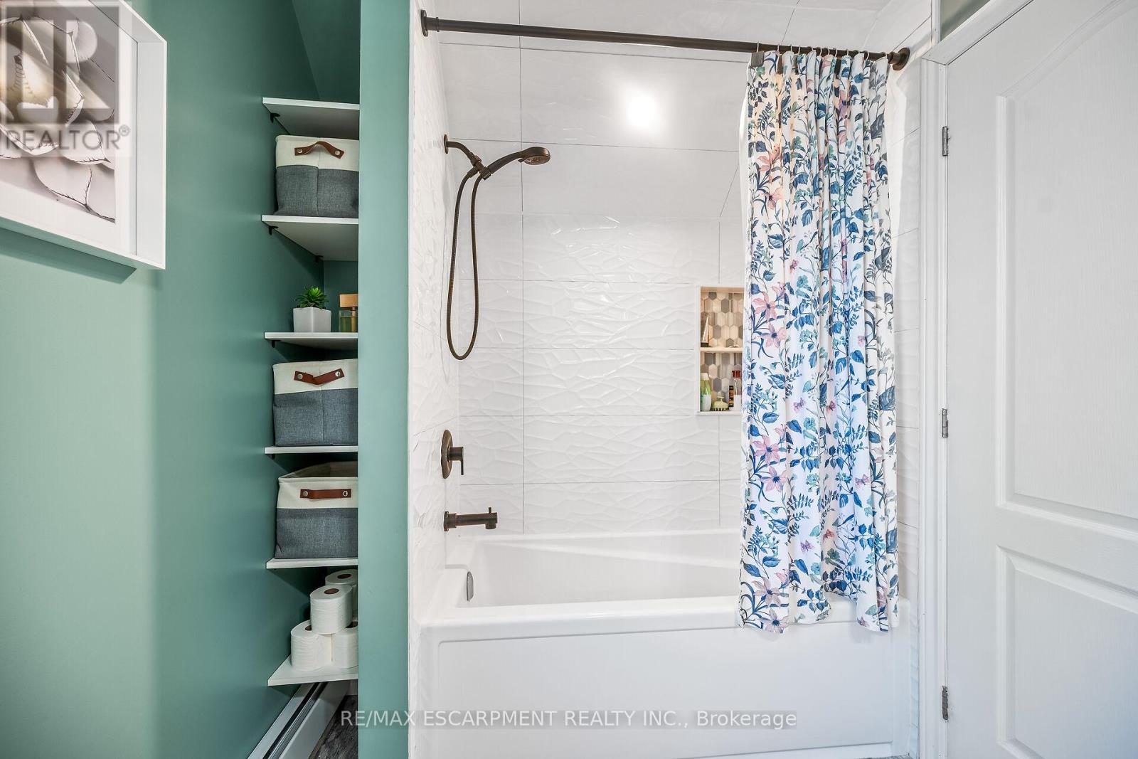 22 Tolhurst Avenue, Brant, Ontario  N0E 1N0 - Photo 27 - X12511396