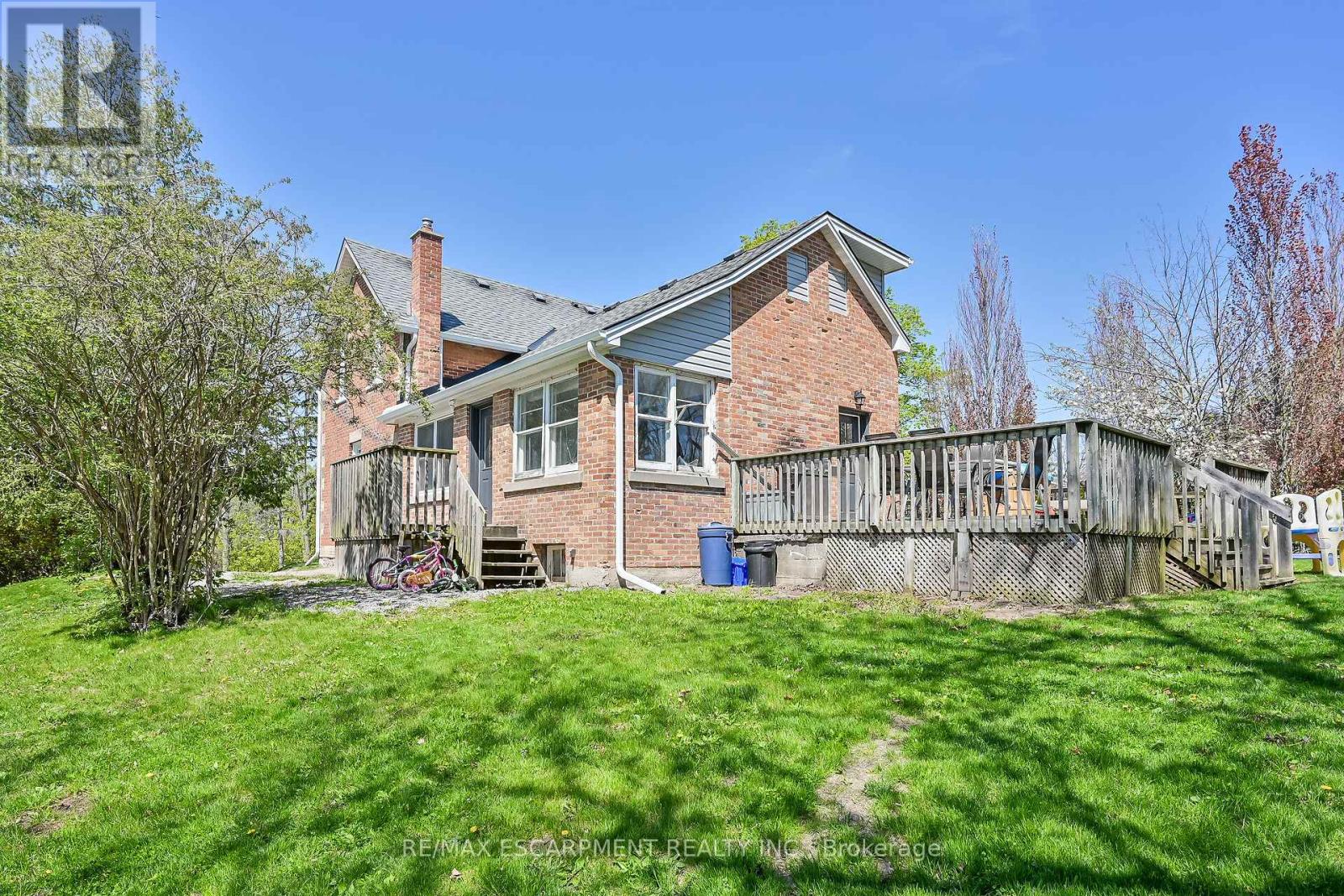 22 Tolhurst Avenue, Brant, Ontario  N0E 1N0 - Photo 36 - X12511396