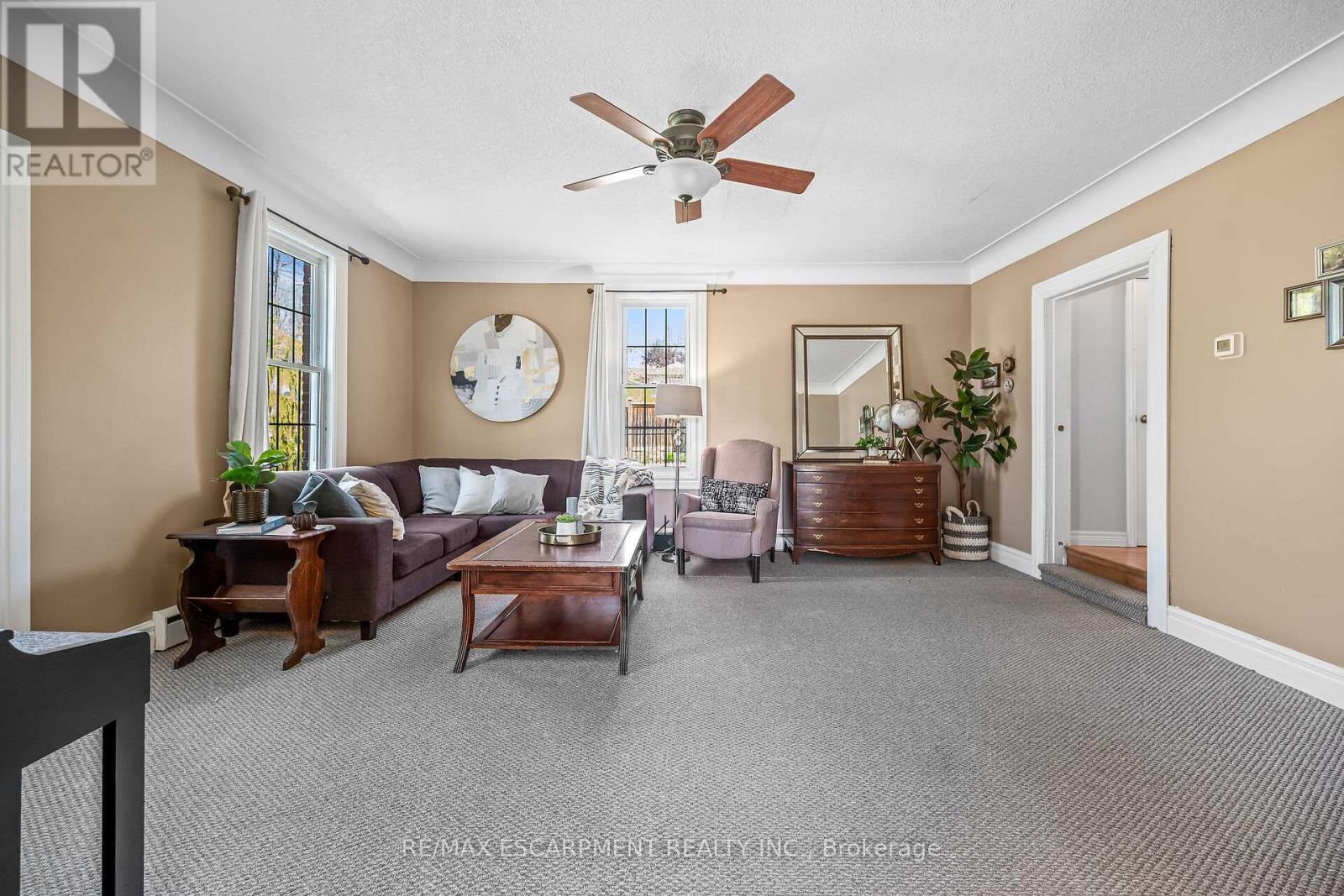 22 Tolhurst Avenue, Brant, Ontario  N0E 1N0 - Photo 6 - X12511396