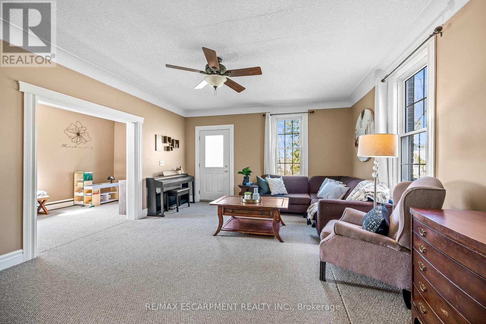 22 Tolhurst Avenue, Brant, Ontario  N0E 1N0 - Photo 7 - X12511396