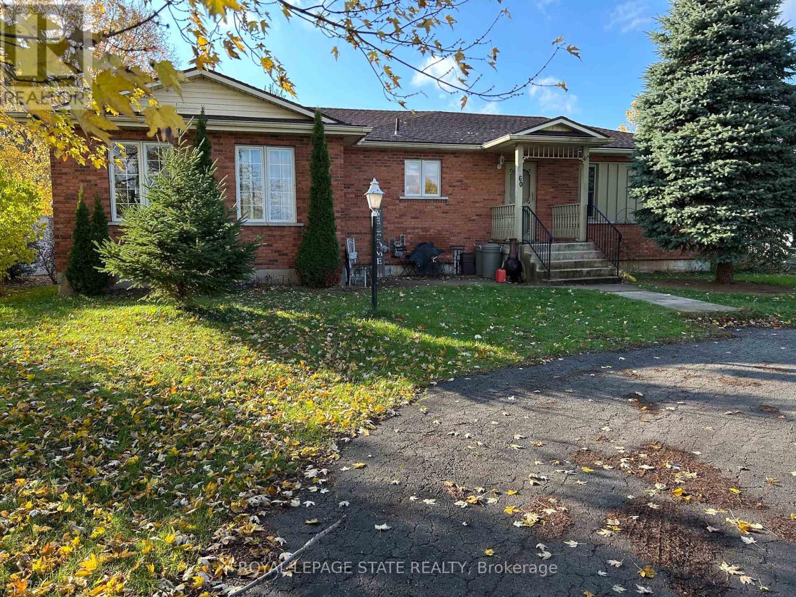 7760 3 Highway W, Haldimand, Ontario  N1A 2W4 - Photo 2 - X12511554