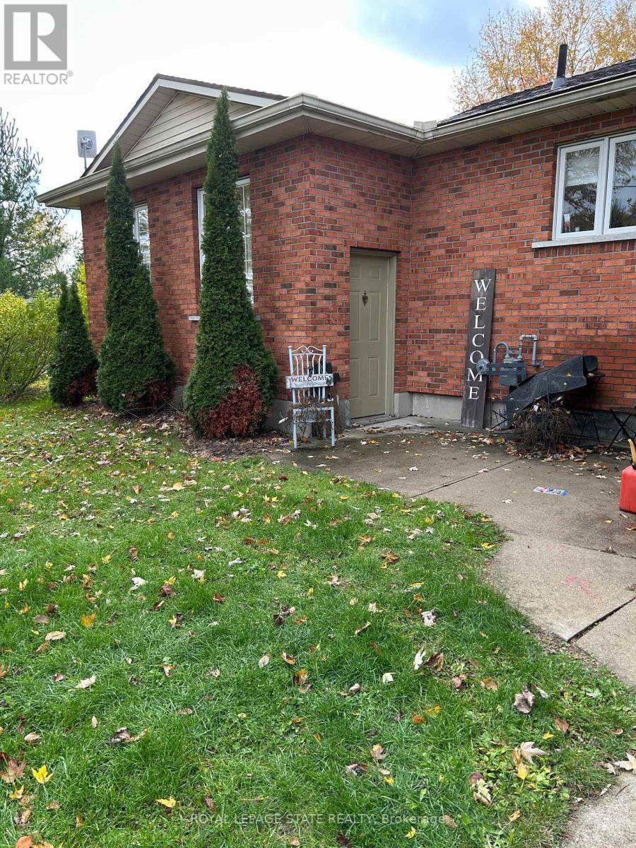 7760 3 Highway W, Haldimand, Ontario  N1A 2W4 - Photo 6 - X12511554