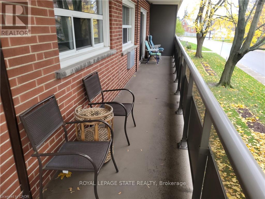 210 - 11 Woodman Drive S, Hamilton, Ontario  L8K 4E3 - Photo 18 - X12511620