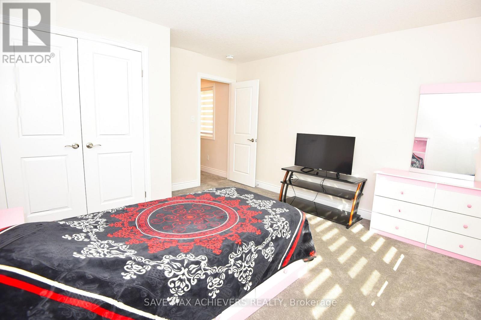 107 Byers Street, London South, Ontario  N6L 0E9 - Photo 30 - X12511636