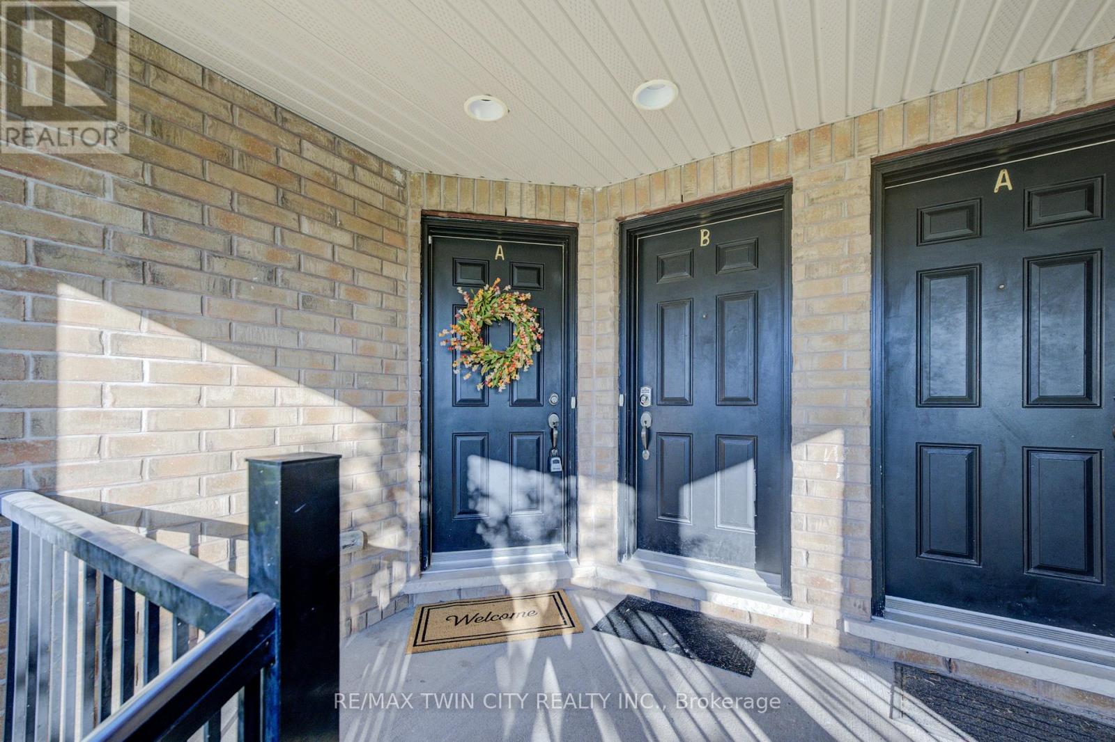 642a - 642 Woodlawn Road E, Guelph, Ontario  N1E 0K4 - Photo 4 - X12511652