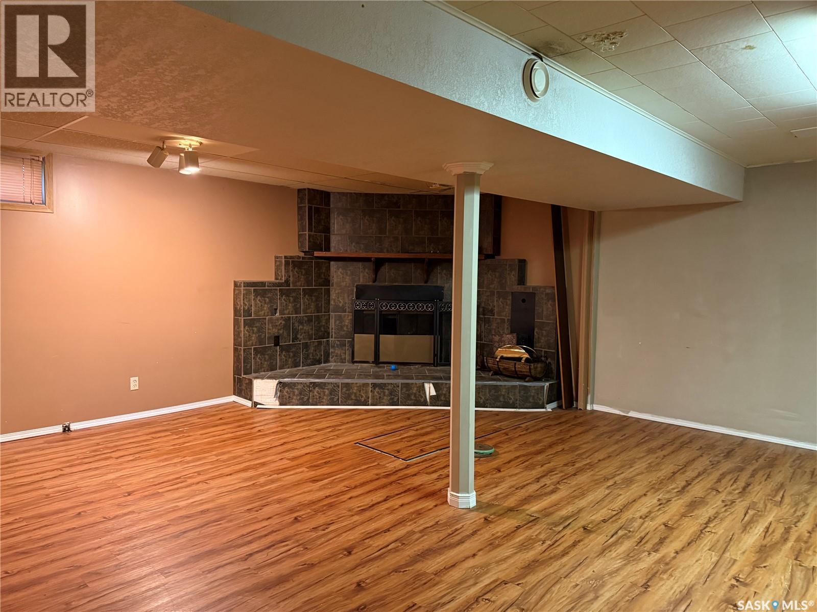 806 Centre Street, Meadow Lake, Saskatchewan  S9X 1G3 - Photo 12 - SK022412