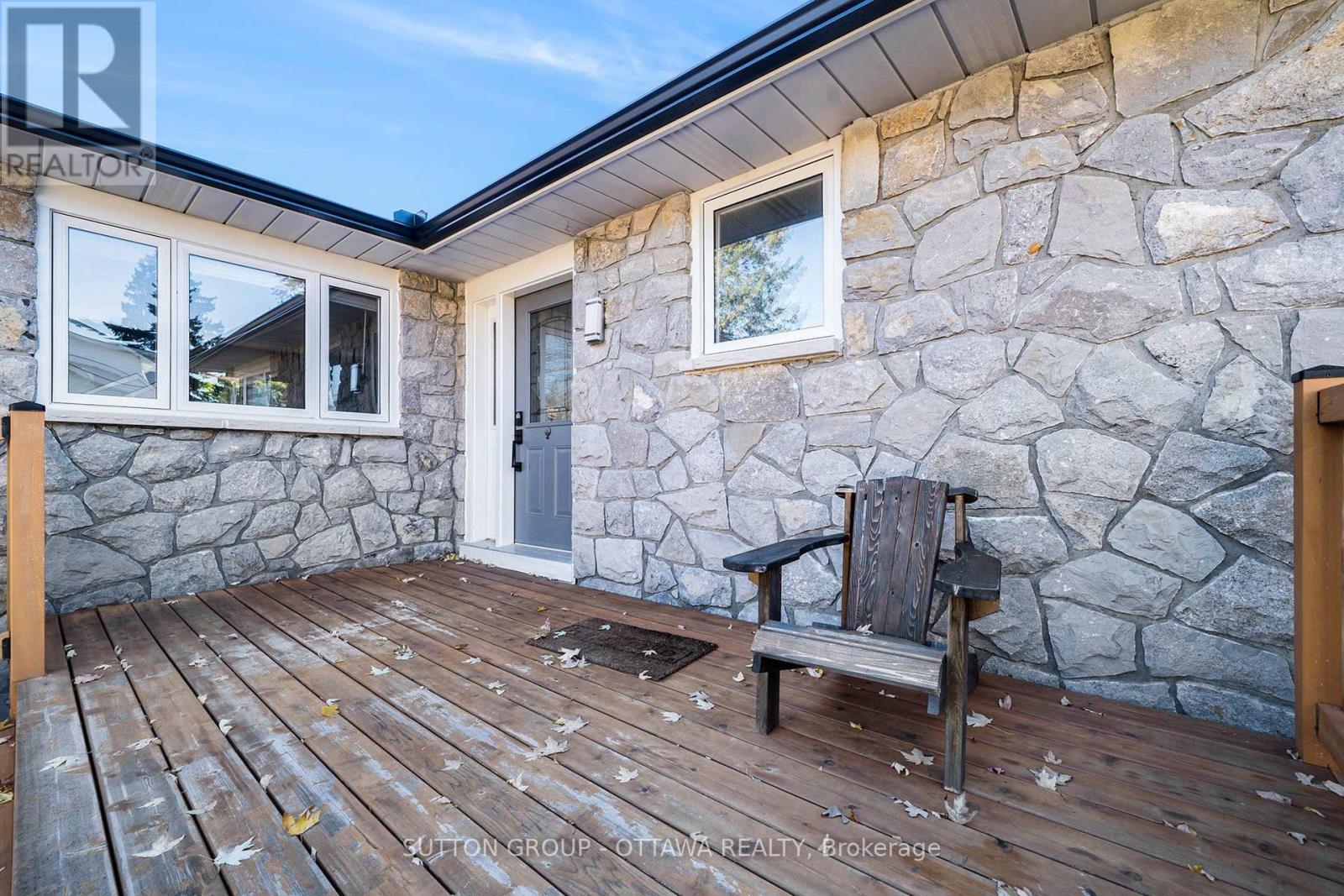 1218 Upton Road, Ottawa, Ontario  K4M 1B3 - Photo 4 - X12490598