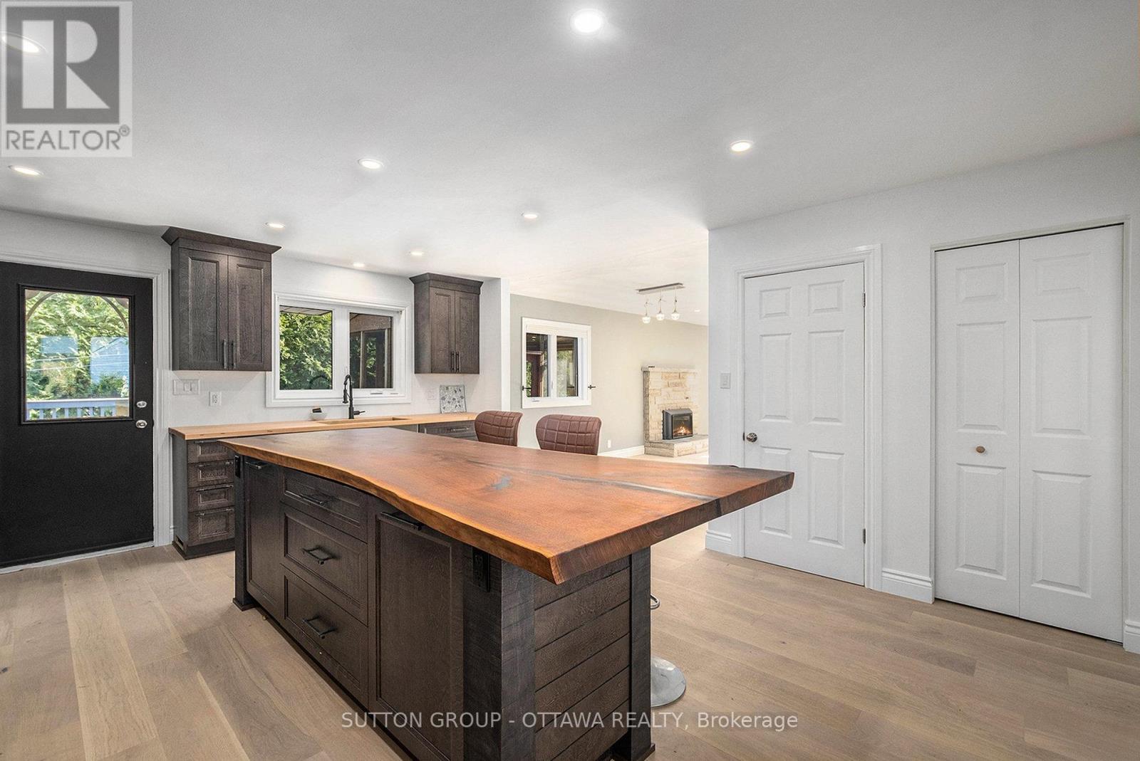 1218 Upton Road, Ottawa, Ontario  K4M 1B3 - Photo 6 - X12490598