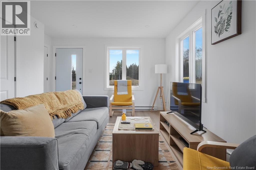 16 Terry Fox Drive, Oromocto, New Brunswick  E2V 0P6 - Photo 7 - NB127704