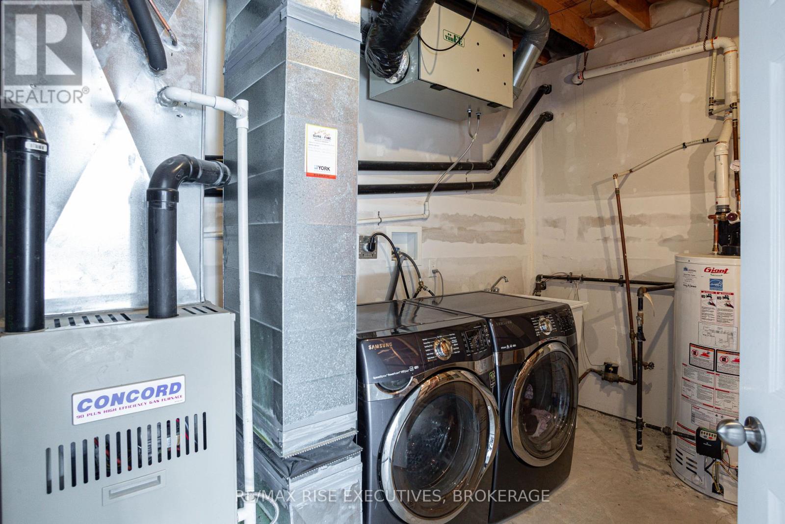 158 Briceland Street, Kingston, Ontario K7K 7L2 - Photo 30 - X12511976