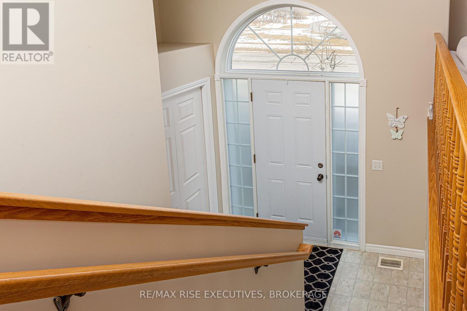 158 Briceland Street, Kingston, Ontario K7K 7L2 - Photo 4 - X12511976