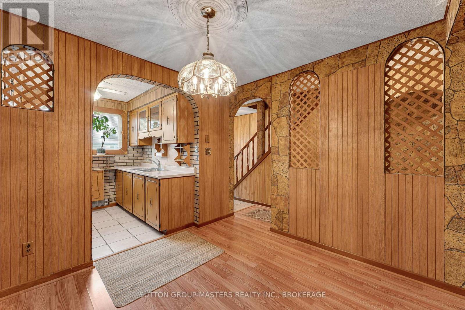 306 Forsyth Street, Gananoque, Ontario K7G 2Y1 - Photo 11 - X12512026