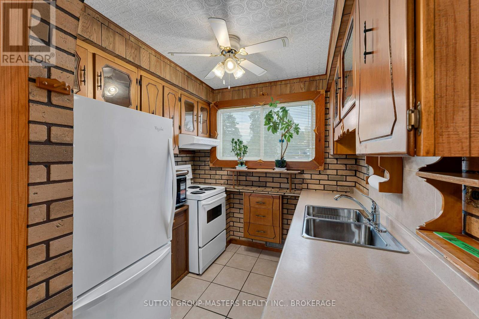 306 Forsyth Street, Gananoque, Ontario K7G 2Y1 - Photo 12 - X12512026