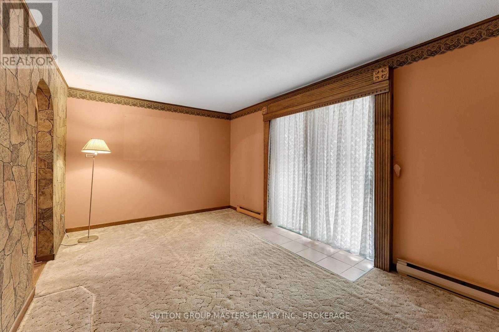 306 Forsyth Street, Gananoque, Ontario K7G 2Y1 - Photo 9 - X12512026