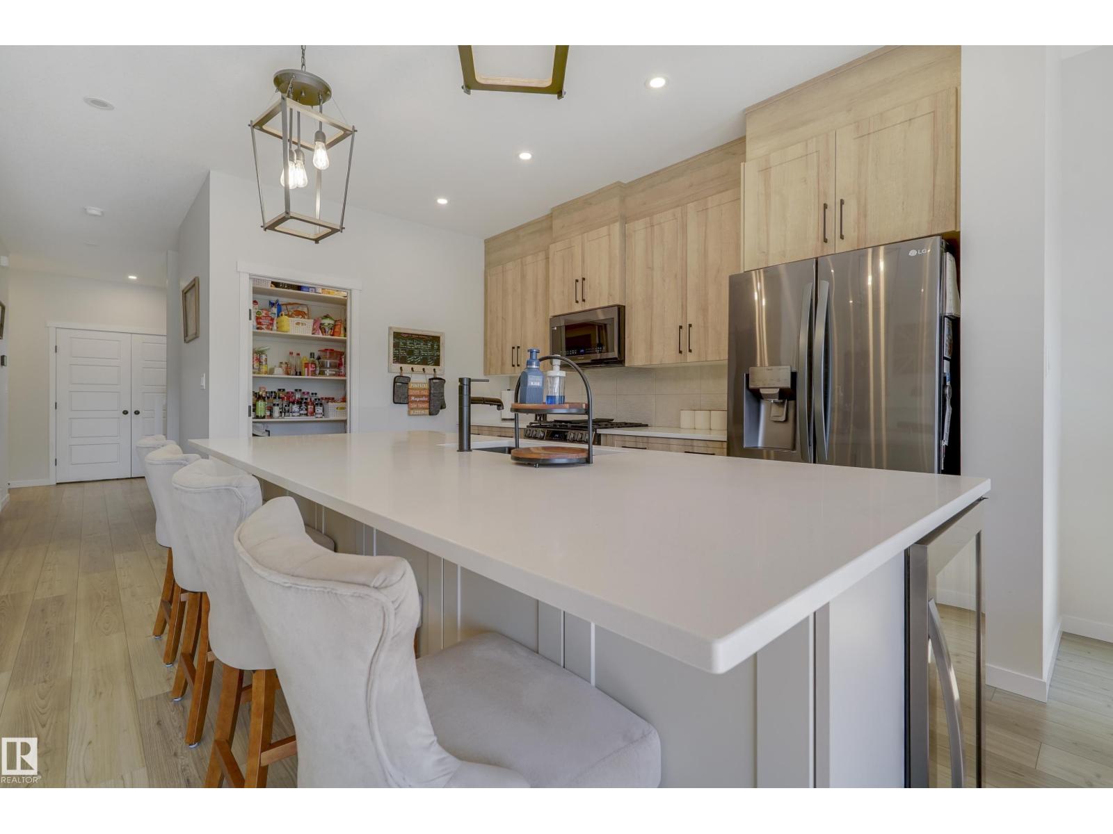 1138 Cy Becker Rd Nw, Edmonton, Alberta  T5Y 4C6 - Photo 5 - E4457176