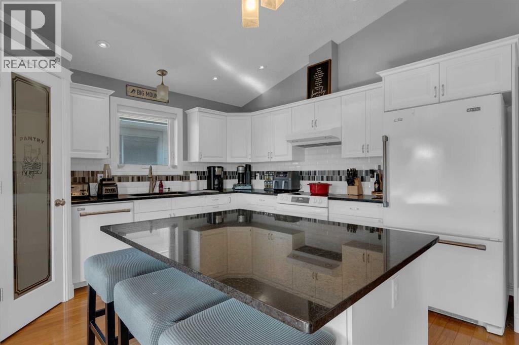 212 3 Street N, Vulcan, Alberta  T0L 2B0 - Photo 13 - A2258643