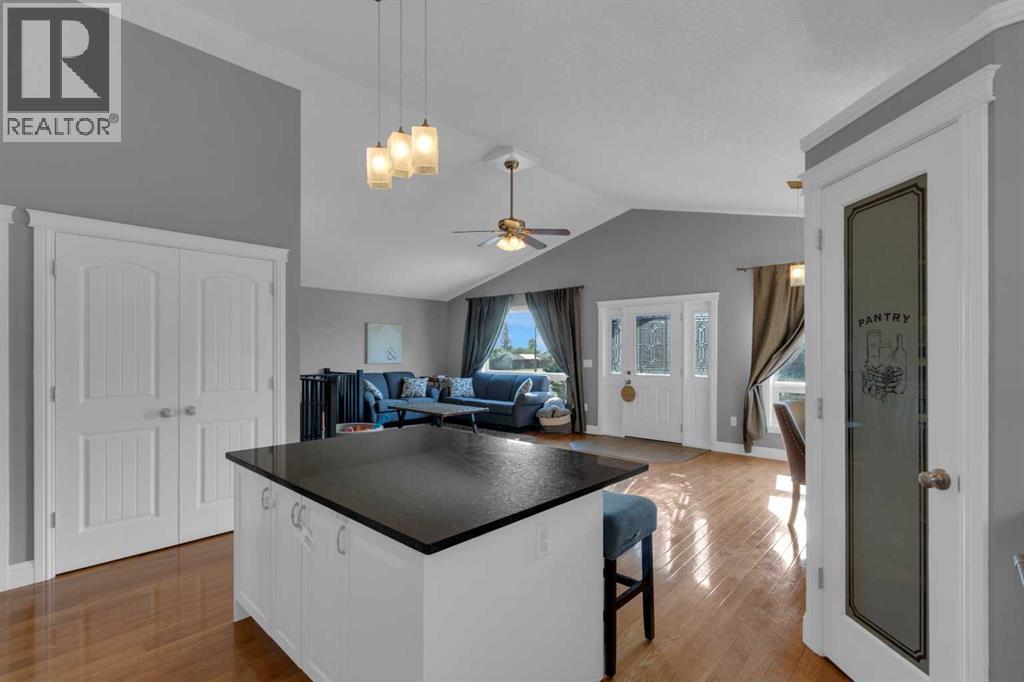 212 3 Street N, Vulcan, Alberta  T0L 2B0 - Photo 15 - A2258643