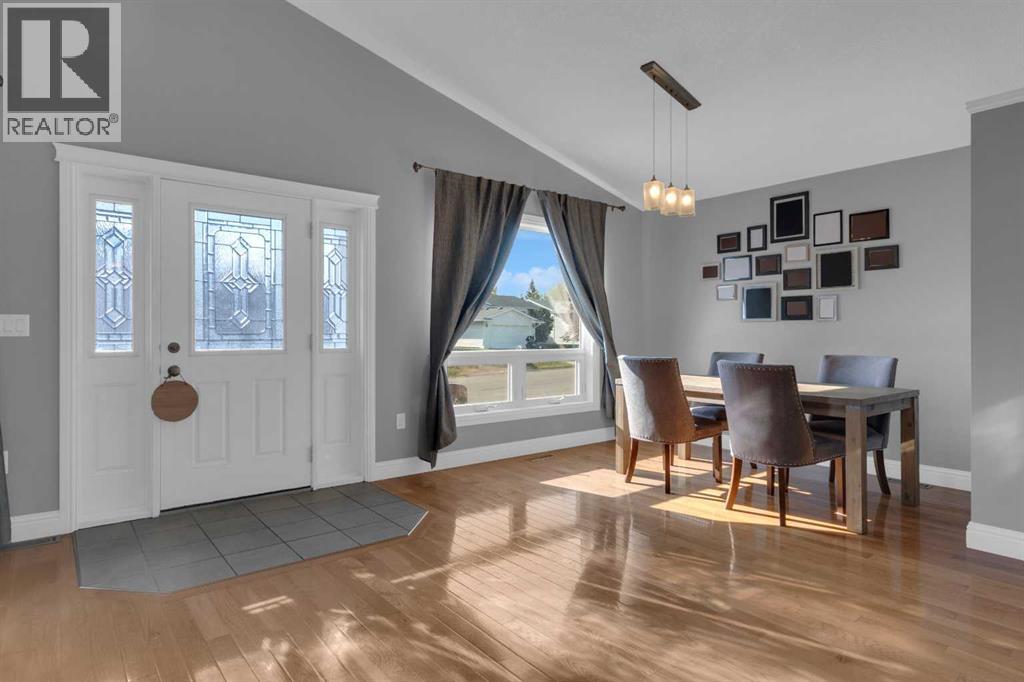 212 3 Street N, Vulcan, Alberta  T0L 2B0 - Photo 5 - A2258643