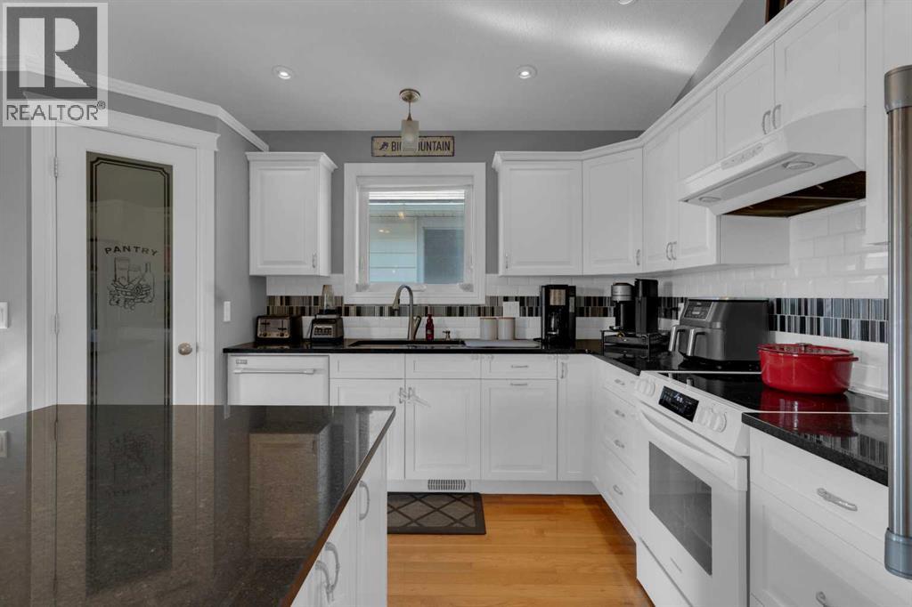 212 3 Street N, Vulcan, Alberta  T0L 2B0 - Photo 14 - A2258643