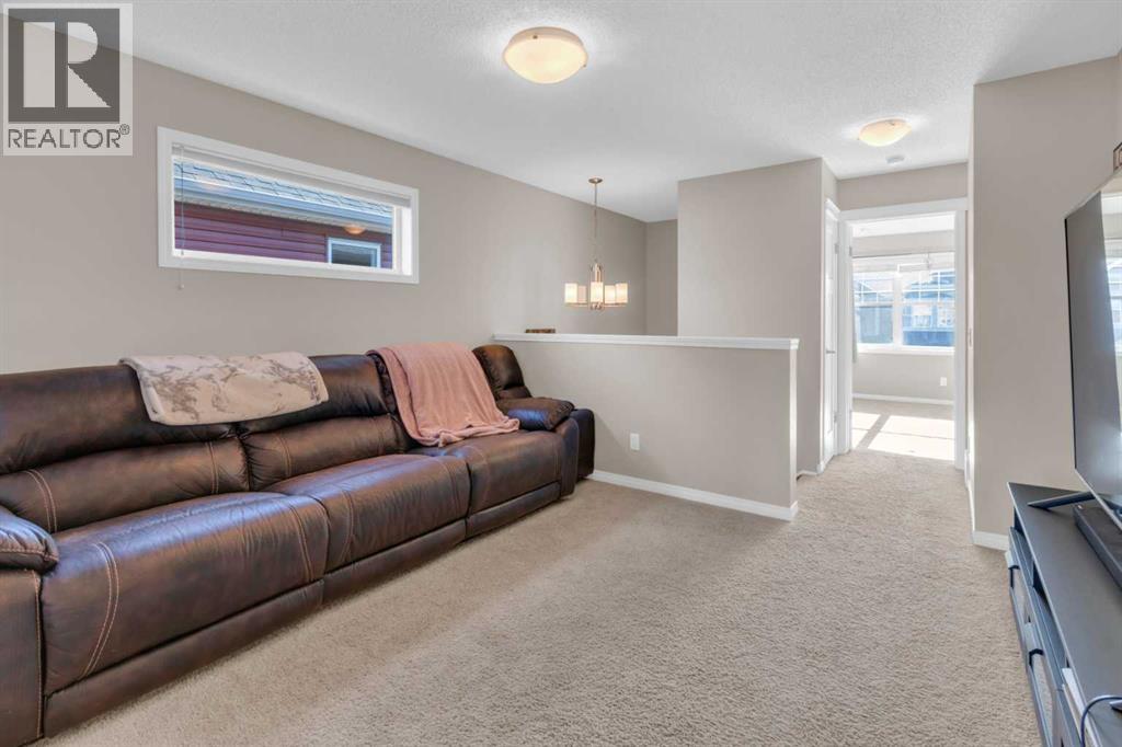 84 Fireside Crescent, Cochrane, Alberta  T4C 2L5 - Photo 15 - A2265612