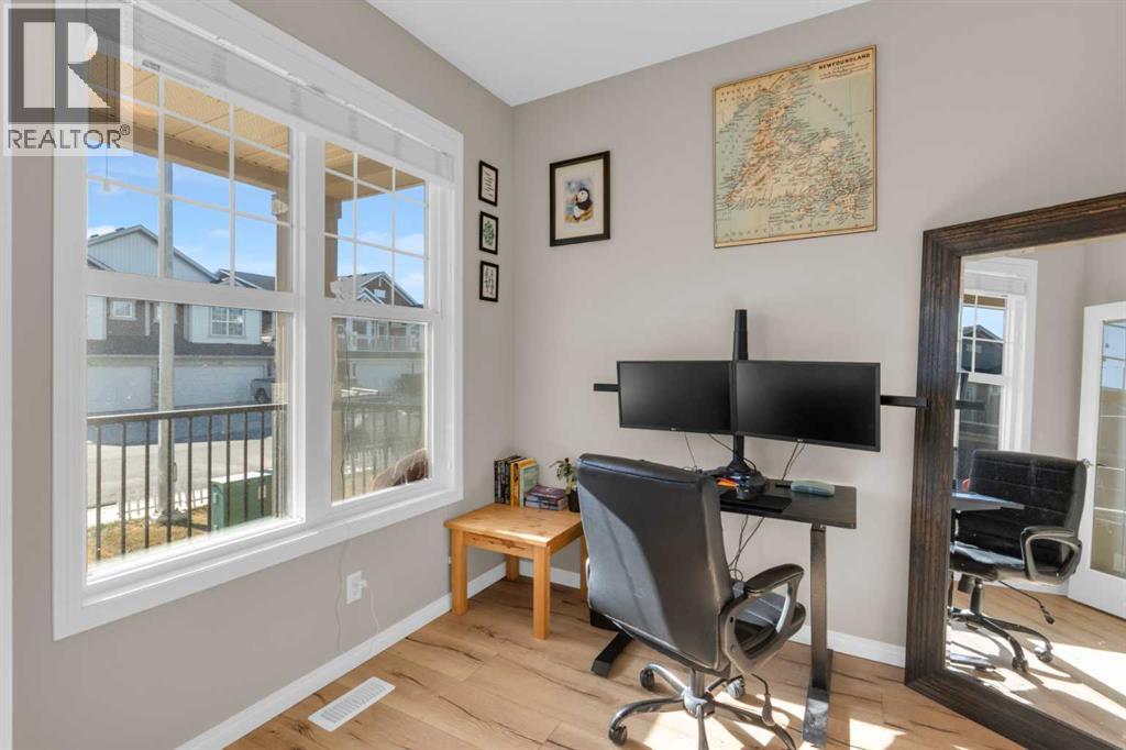 84 Fireside Crescent, Cochrane, Alberta  T4C 2L5 - Photo 12 - A2265612