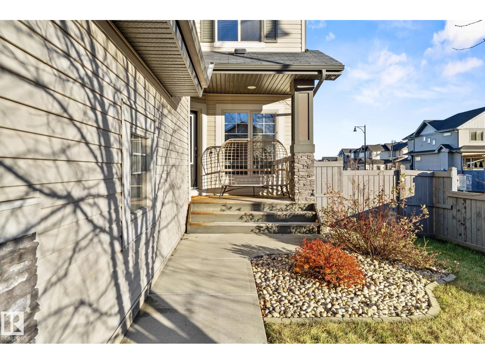 7403 Getty Wy Nw, Edmonton, Alberta  T5T 4L7 - Photo 2 - E4464759