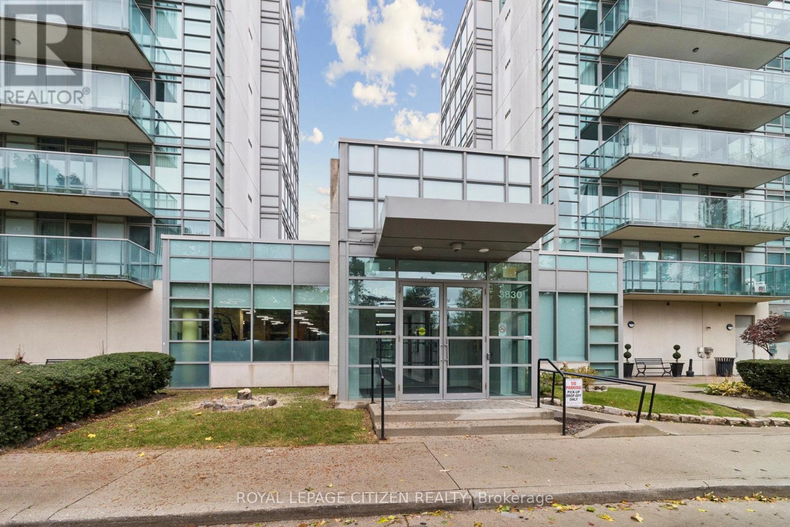 613 - 3840 Bathurst Street, Toronto, Ontario  M3H 6C6 - Photo 2 - C12511678