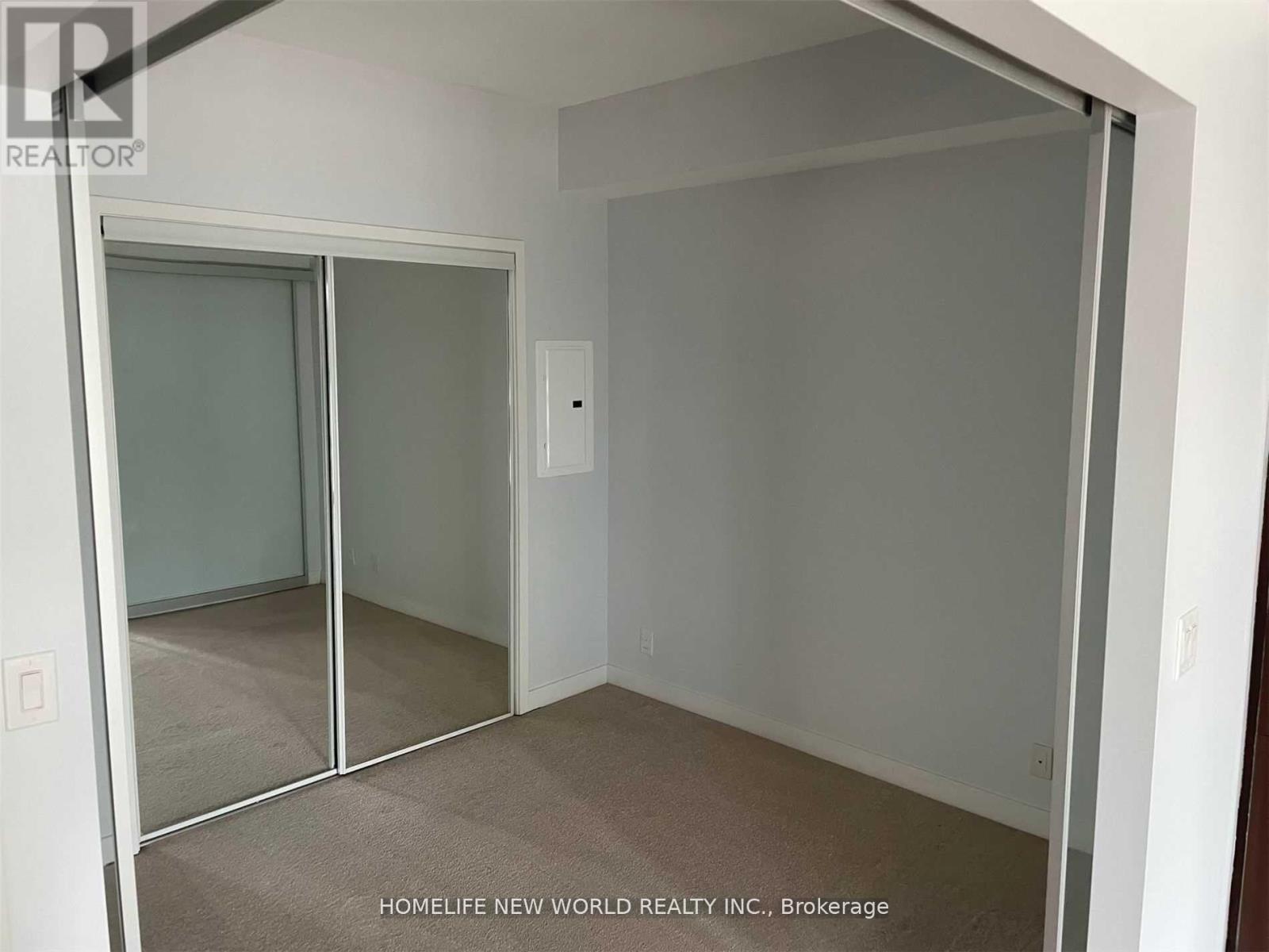 601 - 14 York Street, Toronto, Ontario  M5J 1R2 - Photo 7 - C12511754