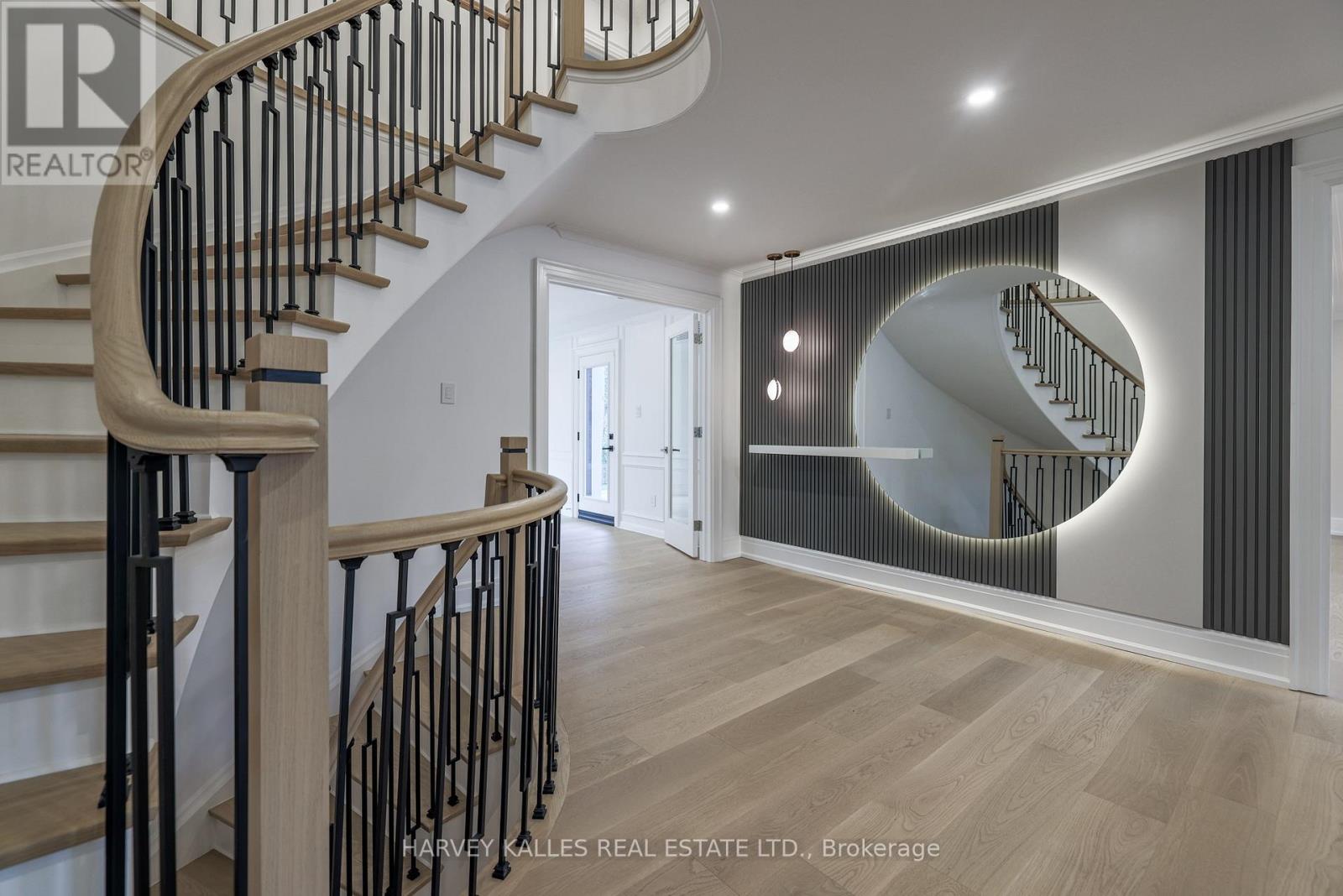 34 Fifeshire Road, Toronto, Ontario  M2L 2G6 - Photo 6 - C12511764