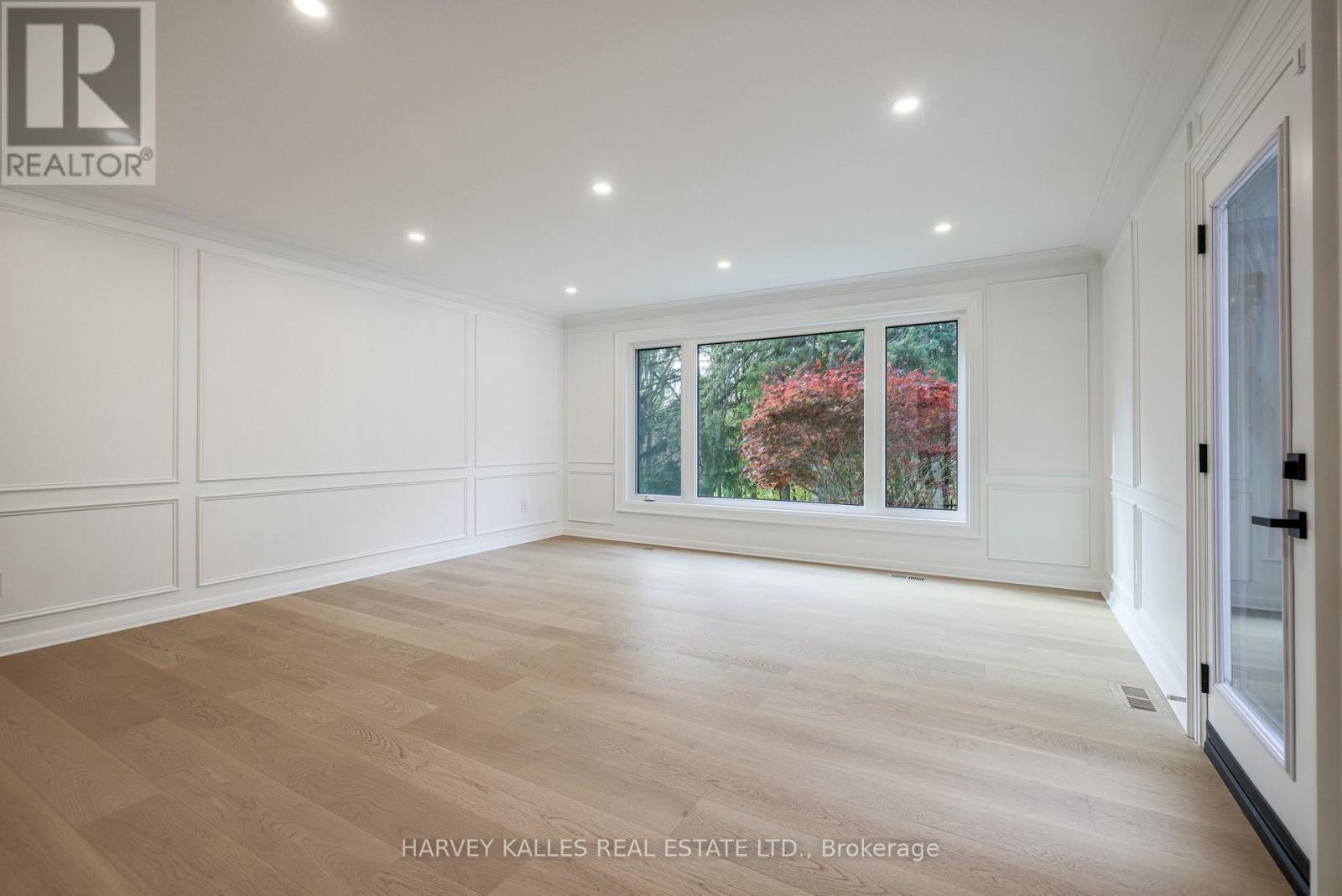 34 Fifeshire Road, Toronto, Ontario  M2L 2G6 - Photo 8 - C12511764