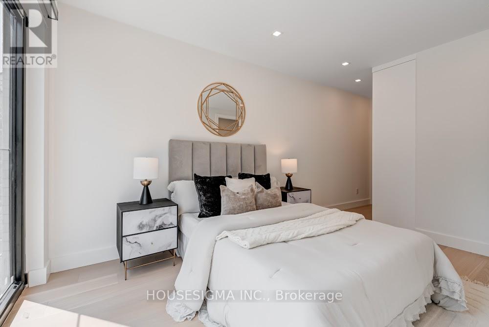 188 Duplex Avenue, Toronto, Ontario  M5P 2A9 - Photo 28 - C12511810